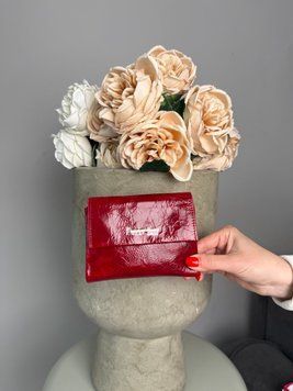 Кожаный женский кошелек Velina Fabbiano, 14&times;10 см, фактура "ломаная кожа" одно основное отделение для купюр, красный 7822 67 wine red фото
